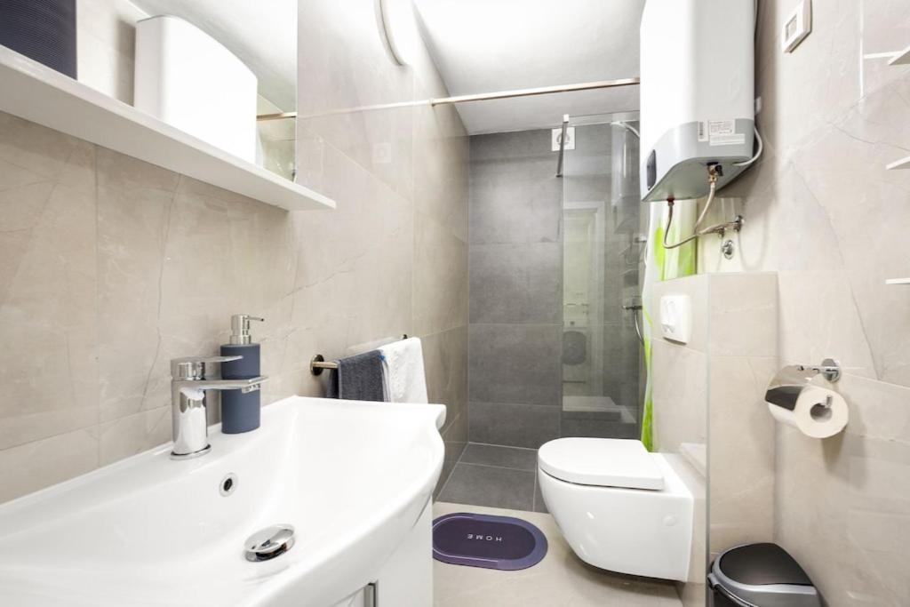 Apartment Olive Garden Near Pula 3 Km From Center And Only 4 Km From The Beach For 4 Persons Exterior photo
